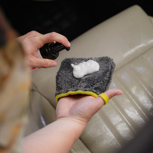 cleaning leather car seats